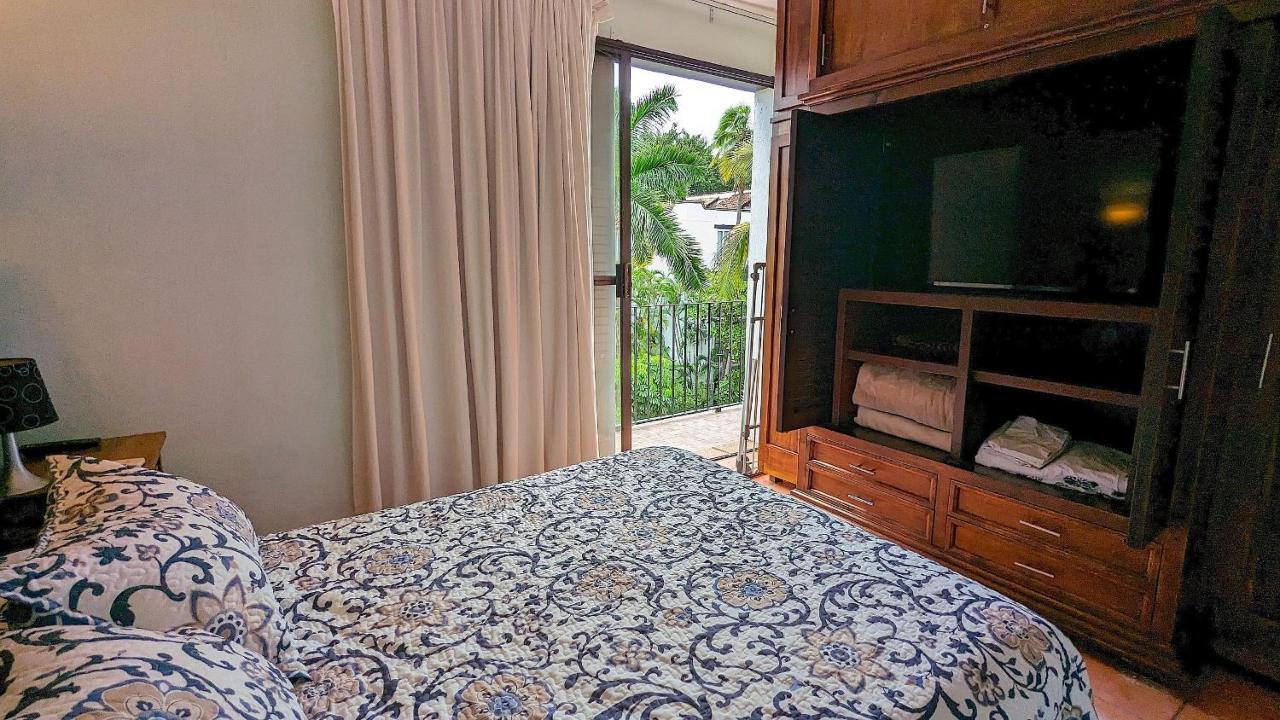 Marbella Villa ปูแอร์โตบาญาร์ตา ภายนอก รูปภาพ